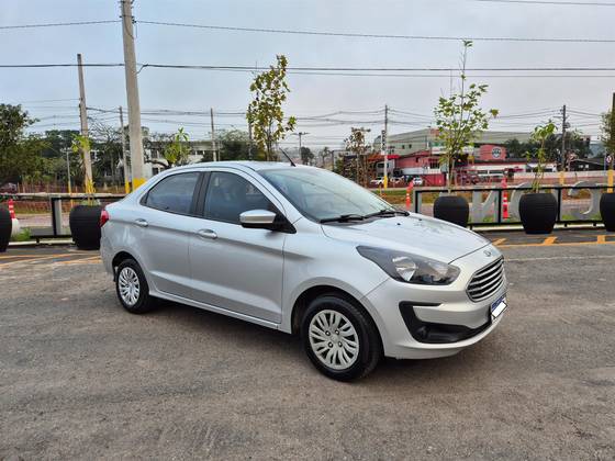 FORD KA 1.5 TI-VCT FLEX SE SEDAN MANUAL